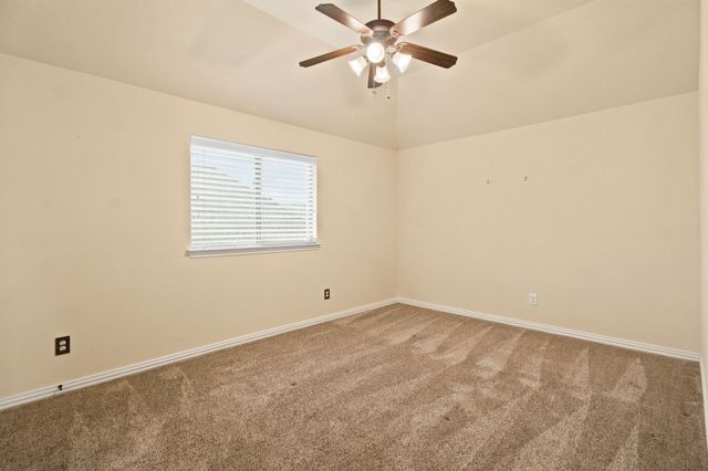 8013 Creek View Drive, North Richland Hills, TX 76180