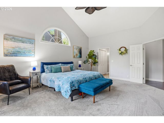 5112 Sw HEWETT Blvd, Portland, OR 97221