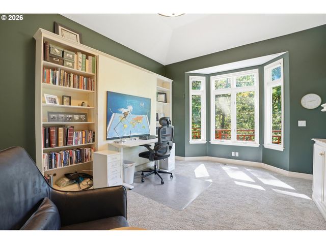 5112 Sw HEWETT Blvd, Portland, OR 97221