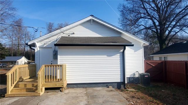 2814 Triangle Lake Road, High Point, NC 27260