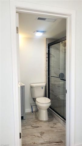 2814 Triangle Lake Road, High Point, NC 27260