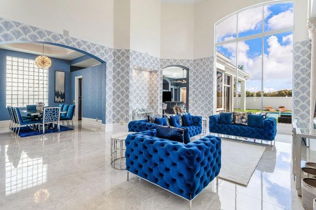 16048 Bristol Isle Way, Delray Beach, FL 33446