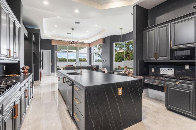 16048 Bristol Isle Way, Delray Beach, FL 33446