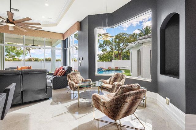 16048 Bristol Isle Way, Delray Beach, FL 33446