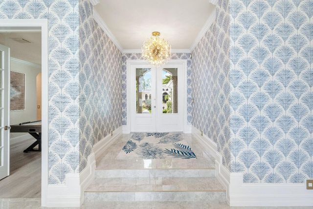 16048 Bristol Isle Way, Delray Beach, FL 33446