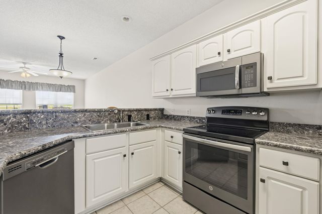 5049 Glenbrook Dr Apt 101, Myrtle Beach, SC 29579