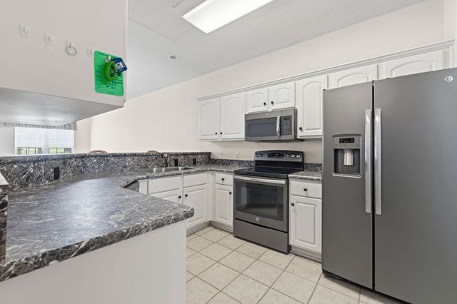 5049 Glenbrook Dr Apt 101, Myrtle Beach, SC 29579