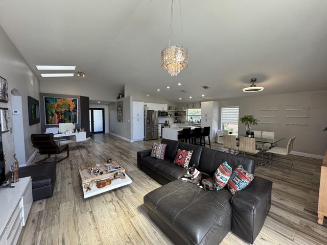 16534 NW 10th Street, Pembroke Pines, FL 33028