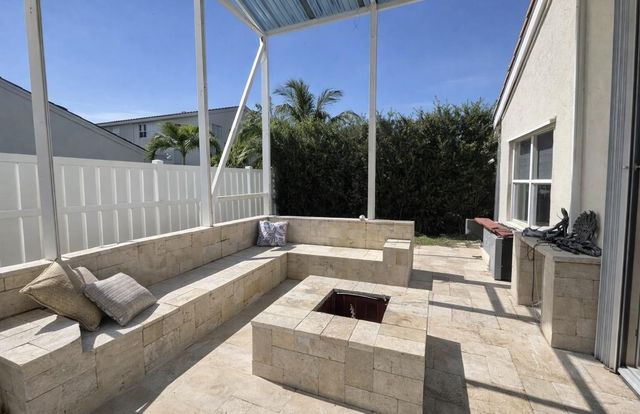 16534 NW 10th Street, Pembroke Pines, FL 33028