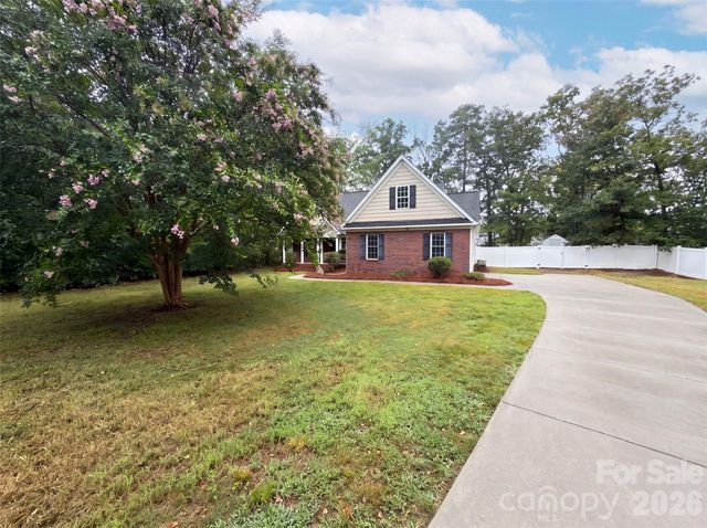 2037 Olde Towne Drive, Monroe, NC 28110