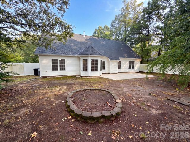 2037 Olde Towne Drive, Monroe, NC 28110