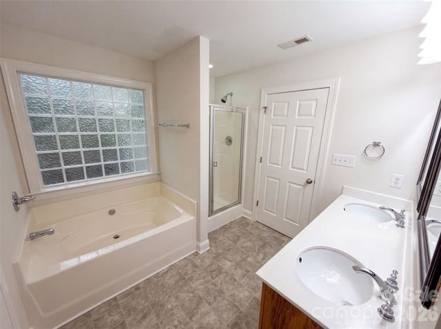 2037 Olde Towne Drive, Monroe, NC 28110