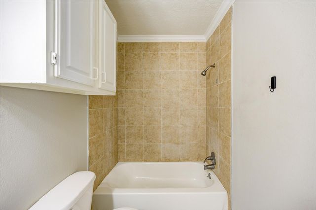 940 Wycliffe Drive 6, Houston, TX 77079