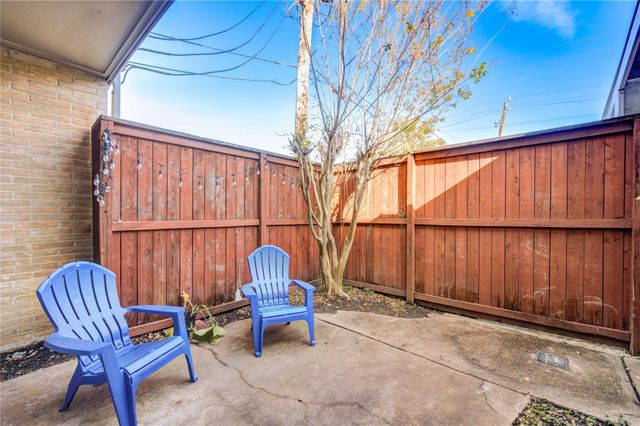 940 Wycliffe Drive 6, Houston, TX 77079