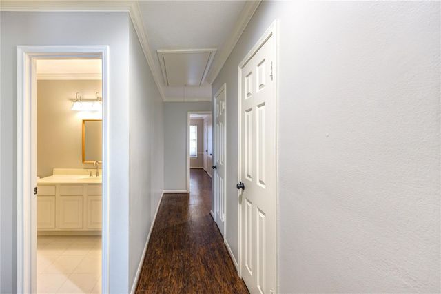 940 Wycliffe Drive 6, Houston, TX 77079