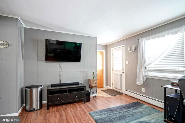 101 GIAMMARINO AVE, Gibbstown, NJ 08027