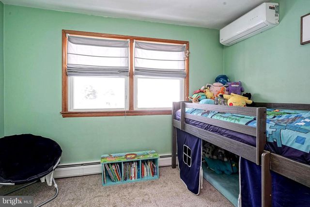 101 GIAMMARINO AVE, Gibbstown, NJ 08027