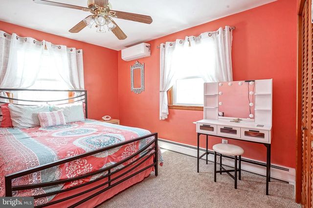 101 GIAMMARINO AVE, Gibbstown, NJ 08027