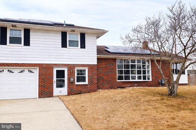 101 GIAMMARINO AVE, Gibbstown, NJ 08027