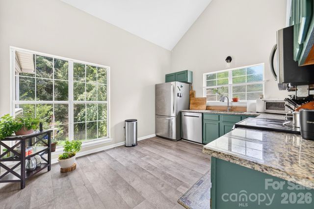 9607 Clifton Meadow Drive, Matthews, NC 28105