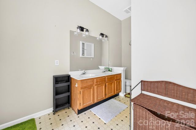 9607 Clifton Meadow Drive, Matthews, NC 28105
