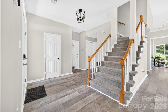 9607 Clifton Meadow Drive, Matthews, NC 28105