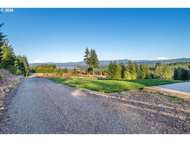250 RED ROCK Dr, Castle Rock, WA 98611