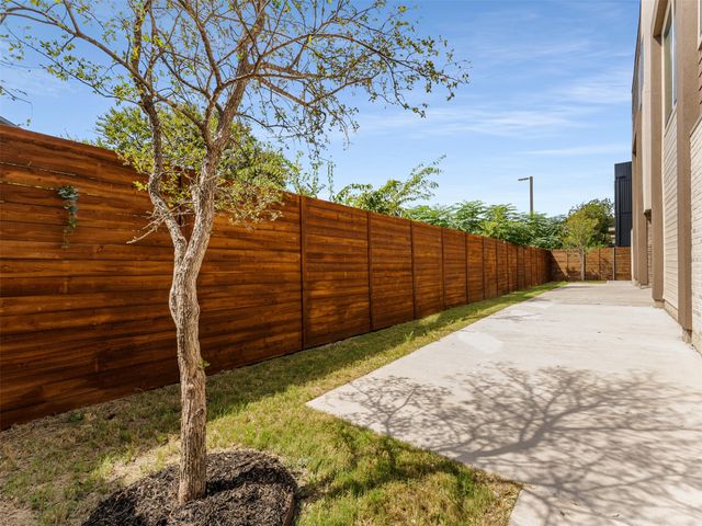 2015 N Prairie Avenue 107, Dallas, TX 75204