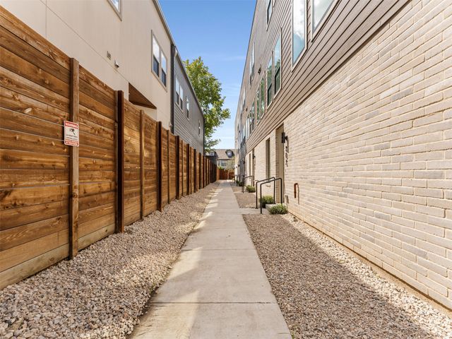 2015 N Prairie Avenue 107, Dallas, TX 75204