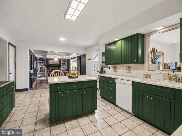 110 CARRIAGE CT L-0134, Palmyra, PA 17078