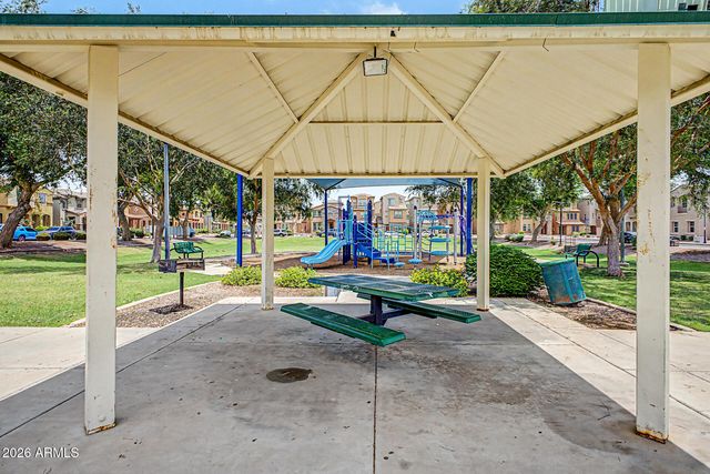 1940 N 77TH Drive, Phoenix, AZ 85035
