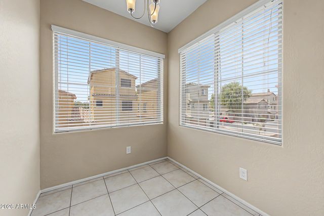1940 N 77TH Drive, Phoenix, AZ 85035