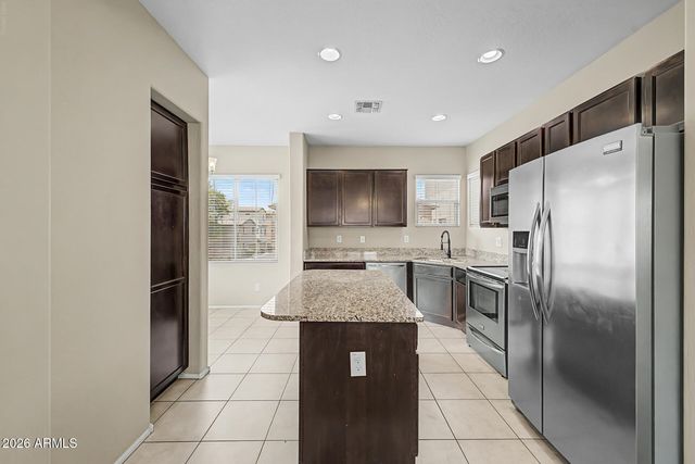 1940 N 77TH Drive, Phoenix, AZ 85035