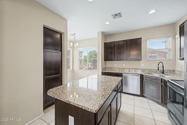 1940 N 77TH Drive, Phoenix, AZ 85035