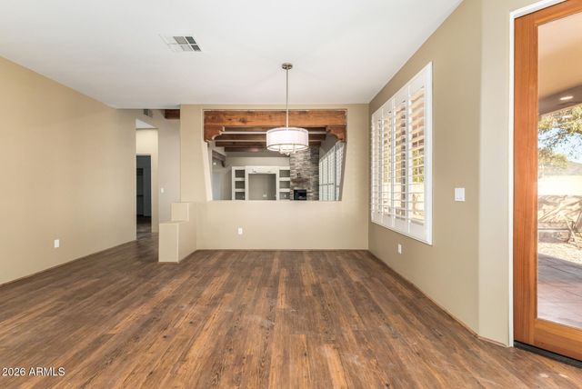 37415 N 24TH Street, Phoenix, AZ 85086