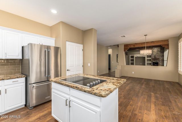 37415 N 24TH Street, Phoenix, AZ 85086