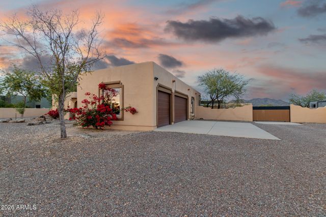 37415 N 24TH Street, Phoenix, AZ 85086