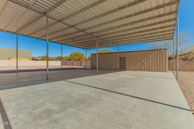 37415 N 24TH Street, Phoenix, AZ 85086