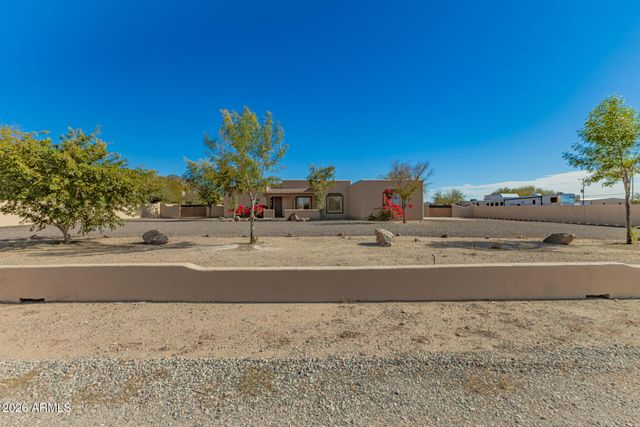 37415 N 24TH Street, Phoenix, AZ 85086