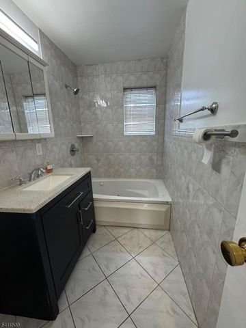 1001 Unicorn Way D 1, Clifton City, NJ 07011