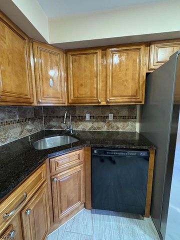 1001 Unicorn Way D 1, Clifton City, NJ 07011