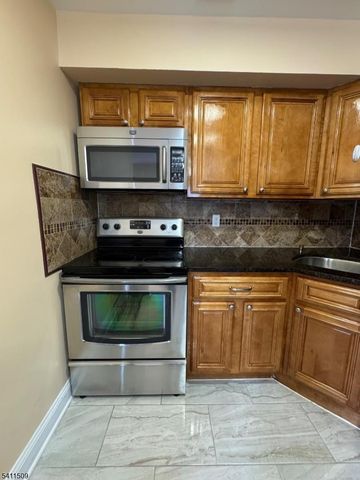 1001 Unicorn Way D 1, Clifton City, NJ 07011