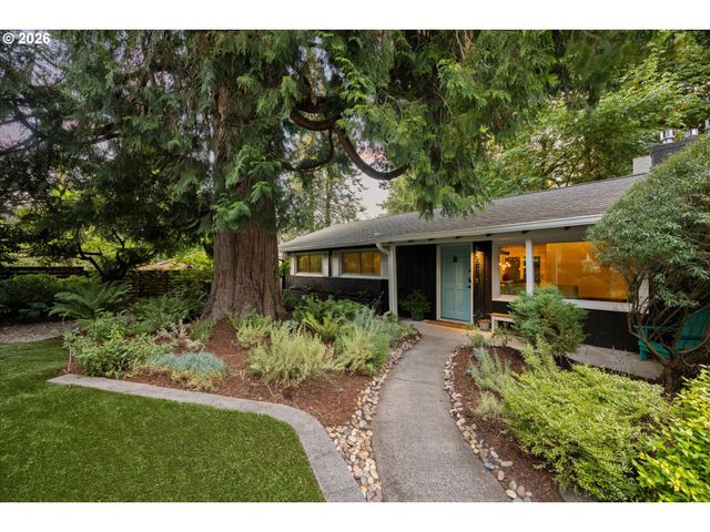 1023 LUND St, Lake Oswego, OR 97034