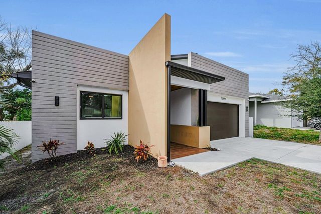 1590 S WASHINGTON AVENUE, Clearwater, FL 33756