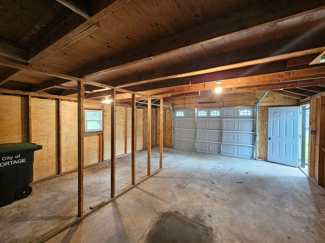 1980 Crisman Road, Portage, IN 46368
