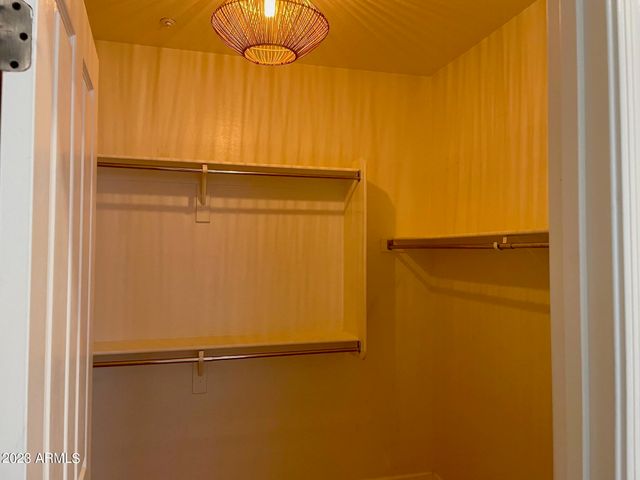 7159 W DESERT MIRAGE Drive, Peoria, AZ 85383