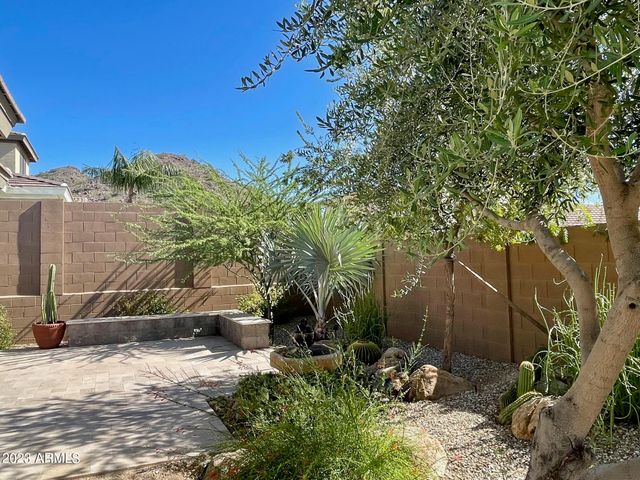 7159 W DESERT MIRAGE Drive, Peoria, AZ 85383