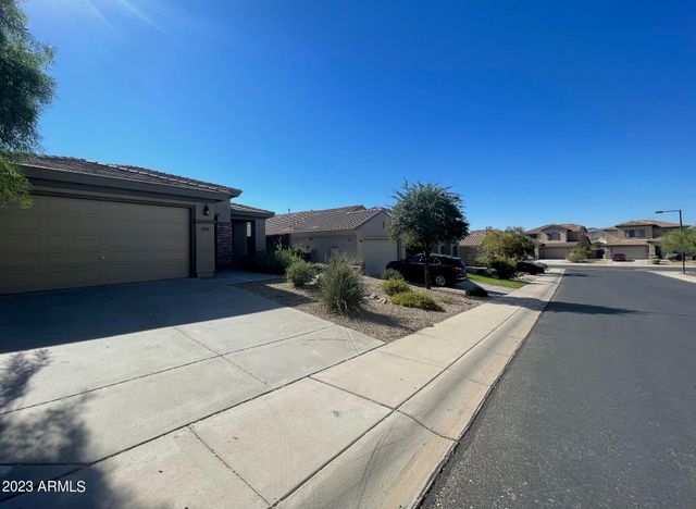 7159 W DESERT MIRAGE Drive, Peoria, AZ 85383