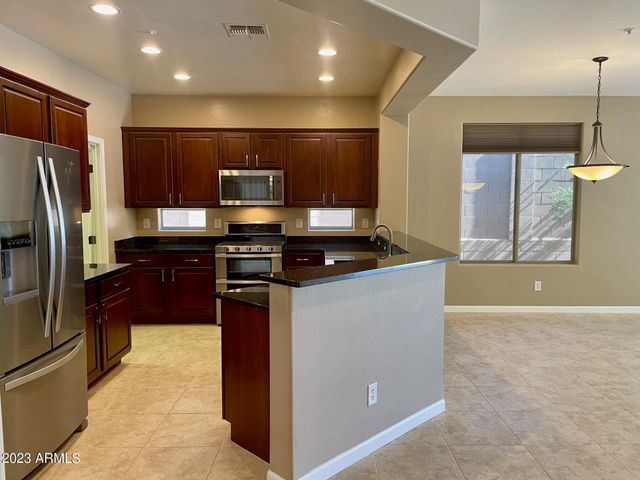 7159 W DESERT MIRAGE Drive, Peoria, AZ 85383