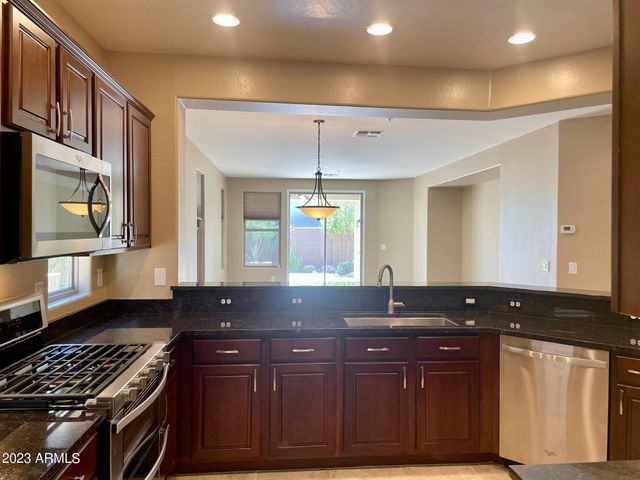 7159 W DESERT MIRAGE Drive, Peoria, AZ 85383